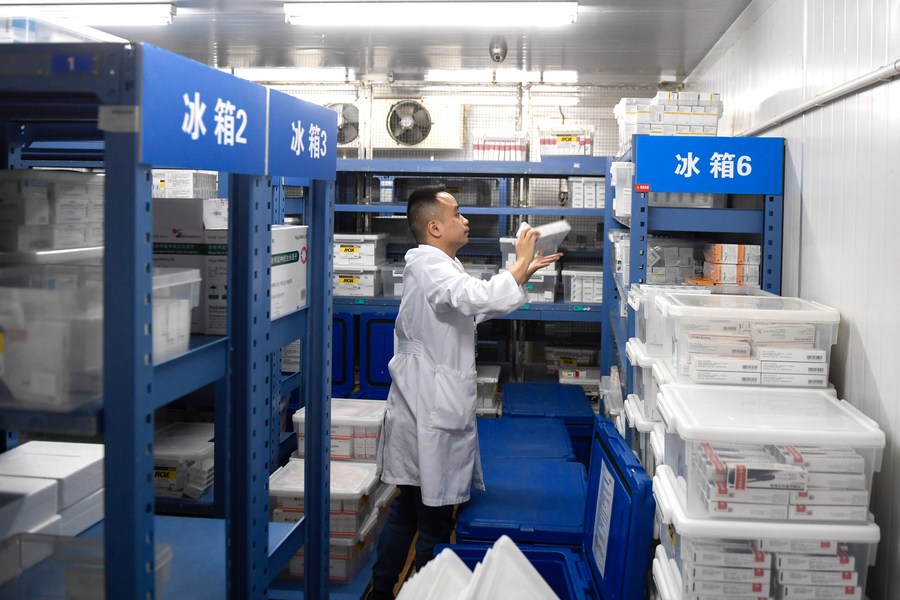 Medicamentos contra câncer se tornam mais acessíveis para uso clínico na China