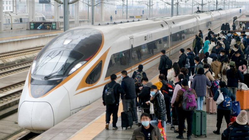Viagens de trens intermodais ferroviário-marítimos aumentam 87,7% em janeiro na China