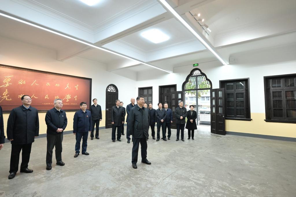 Xi inspeciona Changsha, na província central chinesa de Hunan