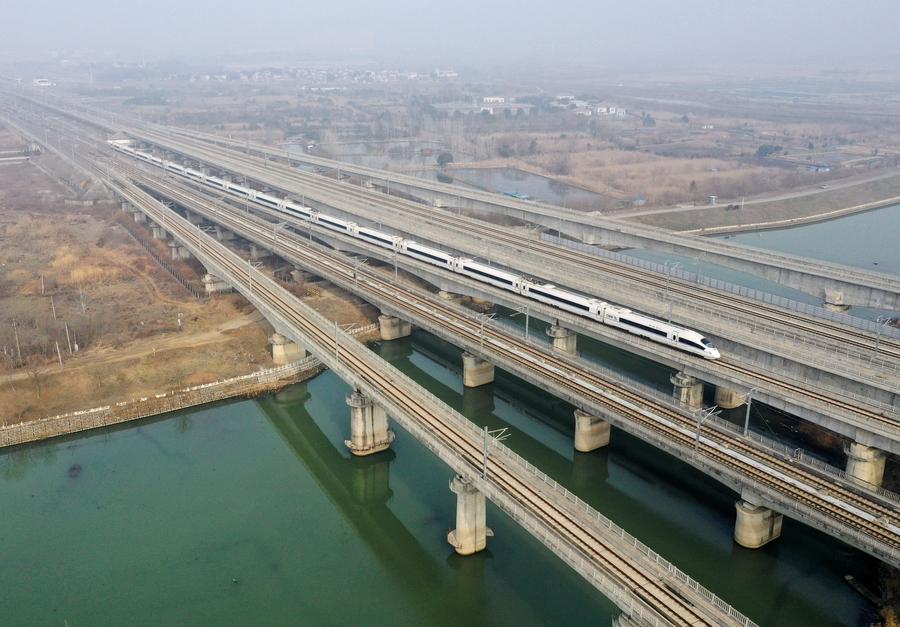 Novo trem de alta velocidade da China operará a 400 km/h