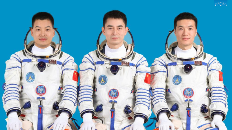 China revela tripulação da Shenzhou-18 para missão na estação espacial