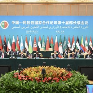 Chanceler chinês pede à China e aos Estados árabes que se concentrem em quatro grandes tarefas