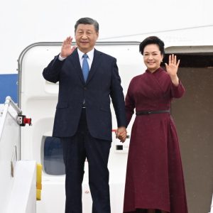Xi busca abrir um futuro mais brilhante das relações China-França por meio da visita