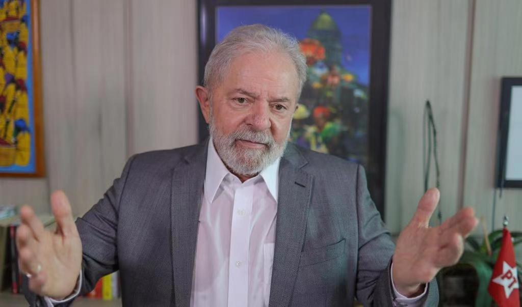 Lula afirma que não sente “raiva” ou “vingança” após decisão parcial do juiz que o prendeu