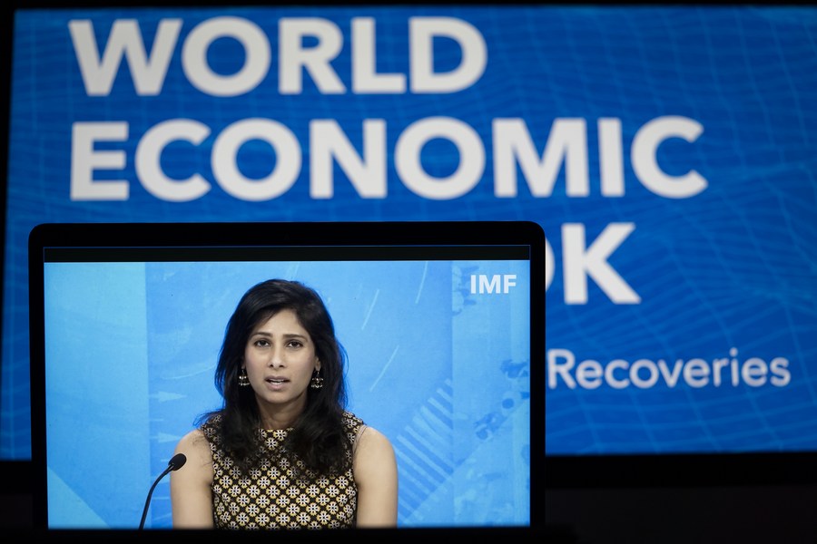FMI eleva previsão de crescimento global para 6% em 2021
