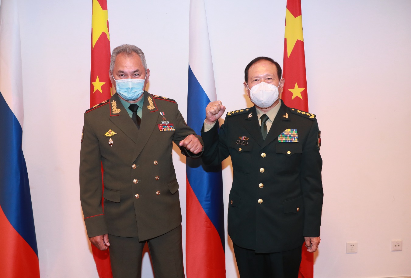 China e Rússia prometem salvaguardar paz e estabilidade regionais