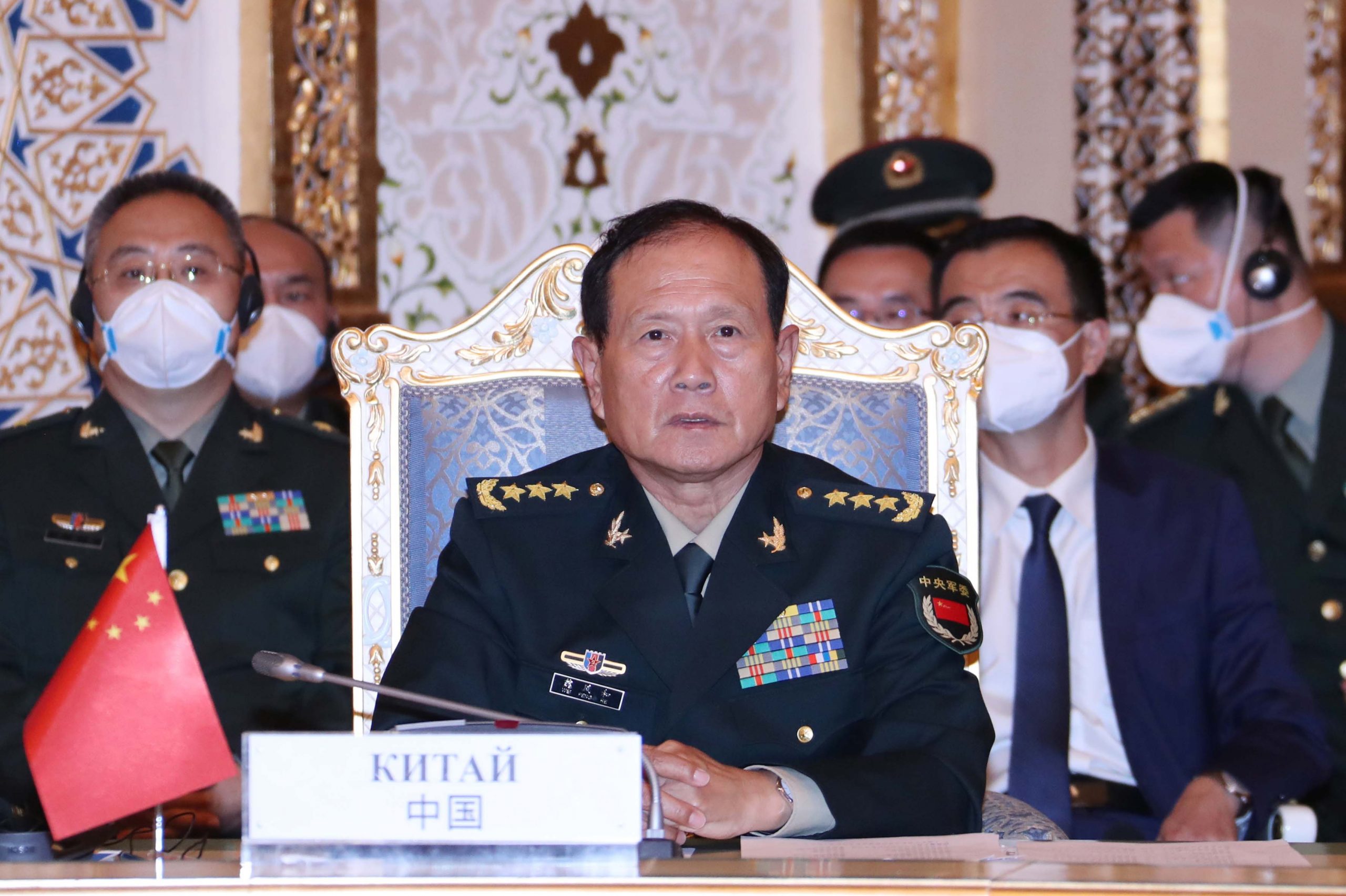 China não fará nenhuma concessão na proteção dos interesses nacionais, diz ministro da Defesa