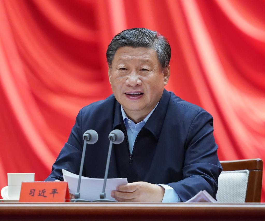 Ampliação: Xi enfatiza desenvolvimento integral dos alunos do ensino médio