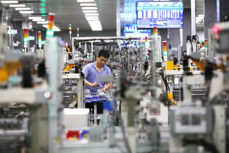 PMI manufatureiro da China cai para 49,6 em setembro