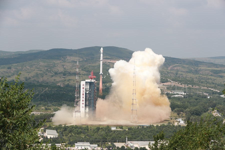 China lança satélite de monitoramento de carbono do ecossistema terrestre