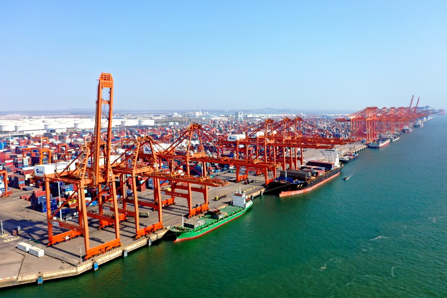 China ocupa primeiro lugar em propriedade de navios globalmente, diz Ministério do Transporte