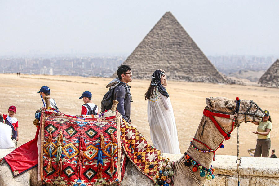 Egito espera receber 3 milhões de turistas chineses anualmente até 2028, diz ministro