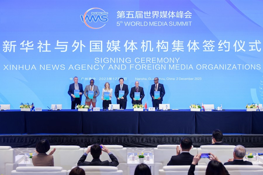 Xinhua assina acordos com meios de comunicação e instituições estrangeiros para aprofundar cooperação