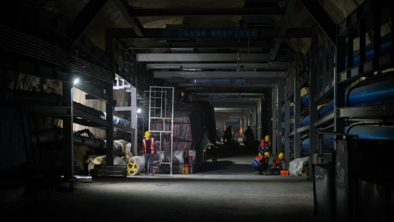 Maior e mais profundo laboratório subterrâneo do mundo entra em operação na China