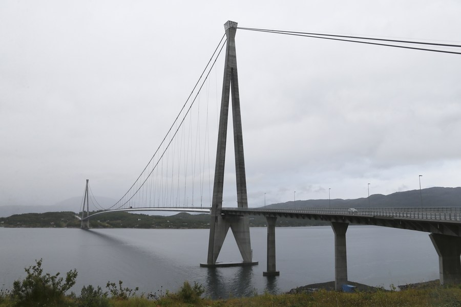 Ponte construída por chineses impulsiona o desenvolvimento no norte da Noruega