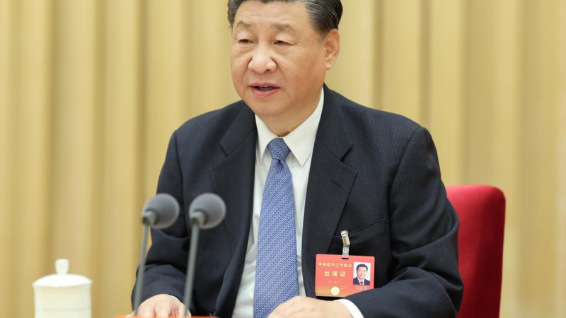 Xi pede que funcionários jovens assumam tarefa histórica na nova jornada