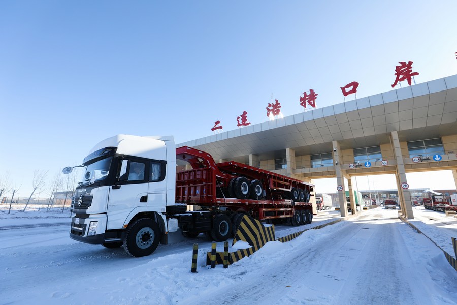 Porto terrestre China-Mongólia bate recorde na movimentação de cargas