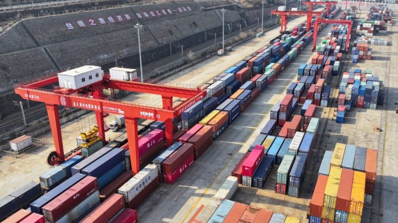  Atividades frenéticas de logística indicam crescente vitalidade econômica da China
