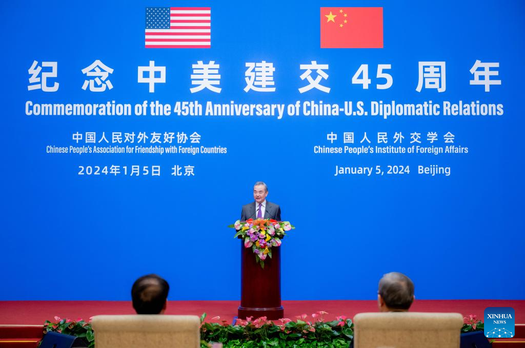Diplomata chinês de alto escalão resume esclarecimentos trazidos pelas relações China-EUA