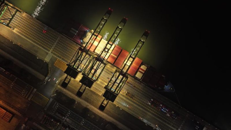 Porto de Tianjin, na China, abre rota direta para importar cerejas chilenas