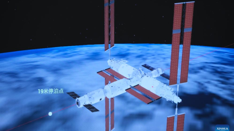 Espaçonave de carga chinesa Tianzhou-7 ancora em combinação da estação espacial