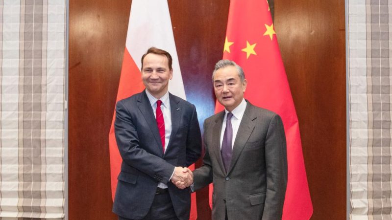 China fortalecerá cooperação mutuamente benéfica com Polônia, diz chanceler