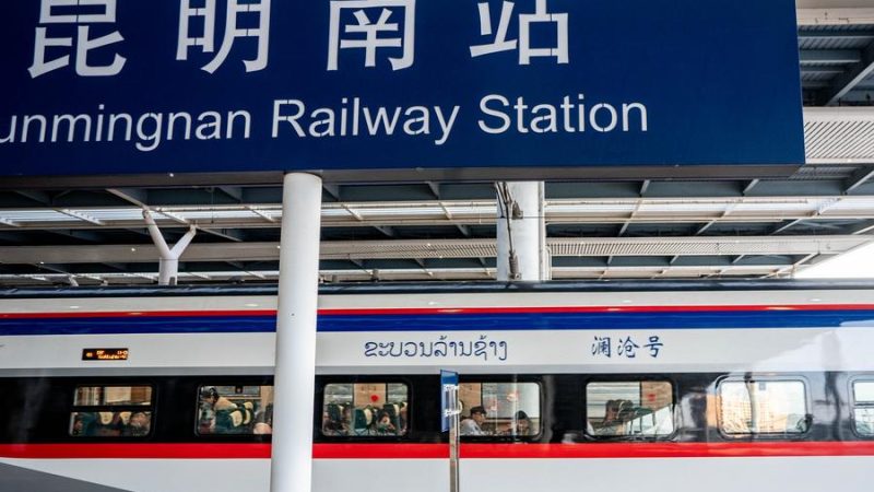 Ferrovia China-Laos movimenta mais de 30 milhões de viagens de passageiros