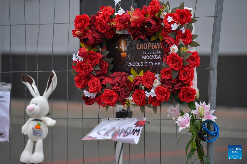 Destaque: Rússia lamenta vítimas de ataque terrorista mortal