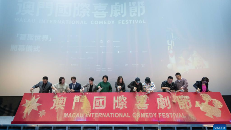 Primeiro Festival Internacional de Comédia de Macau começa em meio a alegria
