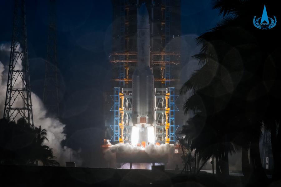 Chang’e-6 entra em órbita lunar após frenagem próxima à Lua